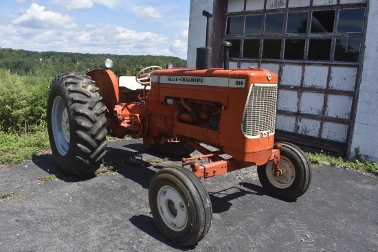 Allis-Chalmers D19 Tractor