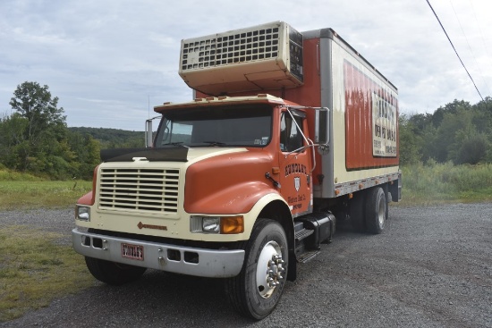 1991 International 4900 Refrigerated Box Truck