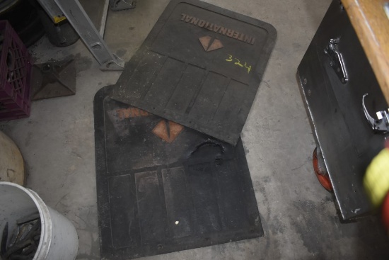 Pair of International Mud Flaps