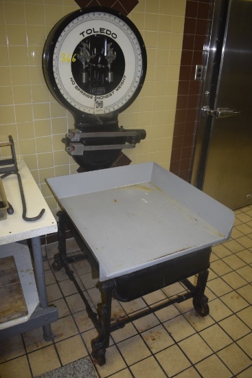 Toledo 250 lb. Scale on Rolling Cart