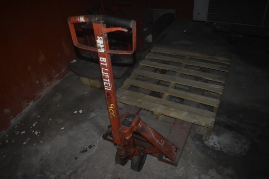 BT Lifter 5000 lb. Pallet Jack