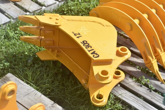 Future 12" Excavator Bucket That Fits a CAT 305