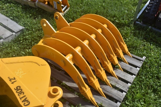 Future 32" Excavator Rake that Fits a CAT 305