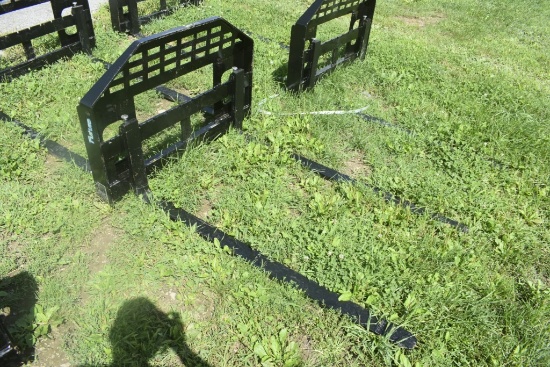 Future Quick Attach Pallet Forks with 60" Forks