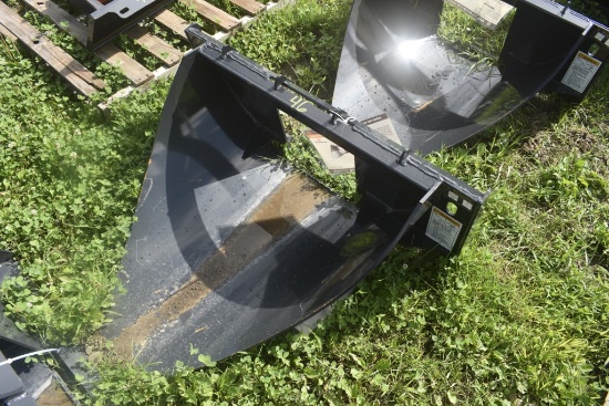 Wolverine TD-13-36R Quick Attach Stump Bucket