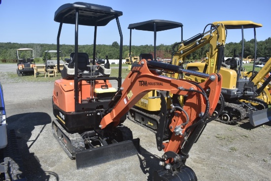 TPM Industrial TPM16 Mini Excavator