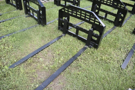 Future Quick Attach Pallet Forks with 60" Forks