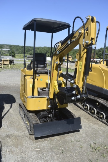 AGT Industrial H15R Mini Excavator