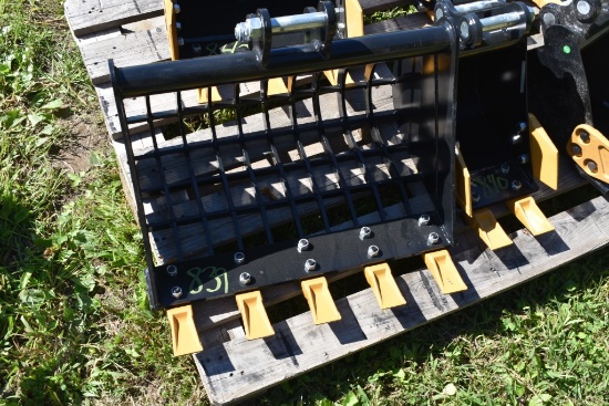 SD Lanch Mini Excavator 23" Grated Bucket