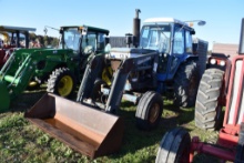 Ford 7700 Loader Tractor