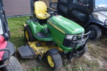 John Deere X720 Lawn Tractor with Snow Blade and Mount