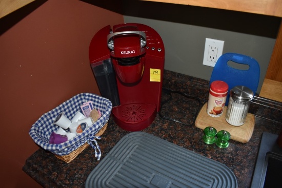 Keurig Coffee Maker with Accessories