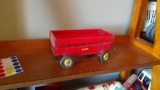 Tru-Scale Wagon with Running Gears