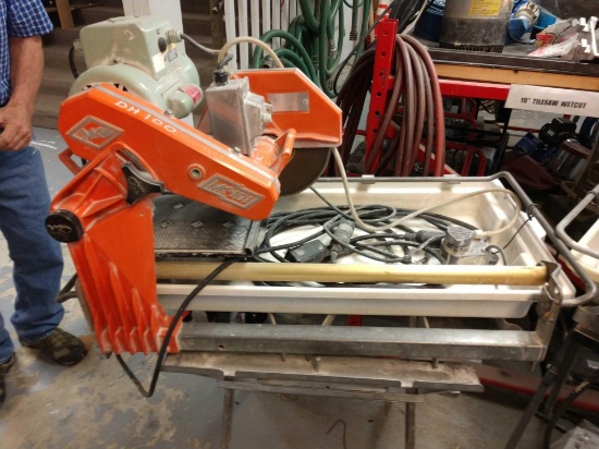 Mk 101 wetcut tile saw with stand and cords 10 inch