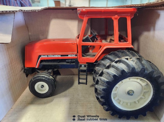 Allis Chalmers 8030 tractor with cab