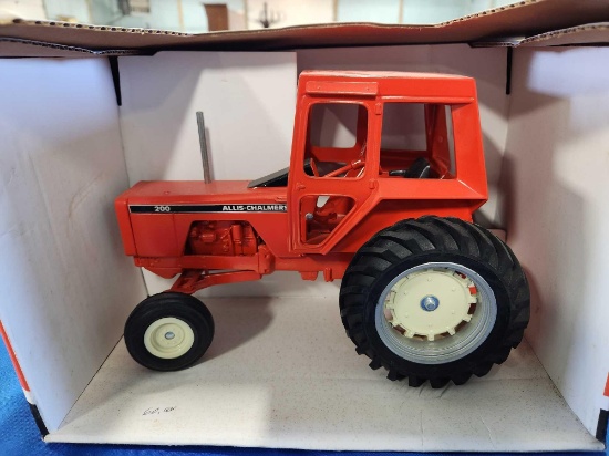 Allis Chalmers 200 tractor with cab.