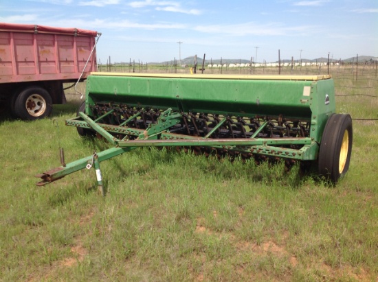 John Deere 8300 Grain Drill