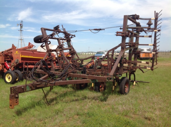 24 Ft Chisel Plow Folding