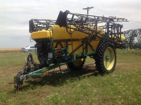 1200 Gallon Sprayer Redball 6700