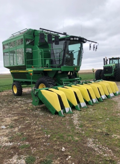 2009 John Deere 7460 Stripper