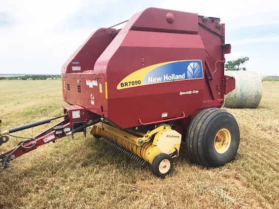 New Holland 7090 Round Baler