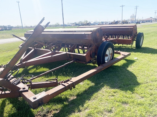 Set of IHC 510 Grain Drills and Hitch - 16x10 Spacing