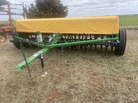 Deere 450 Grain Drill 21x7.5- Like New- With Tarp