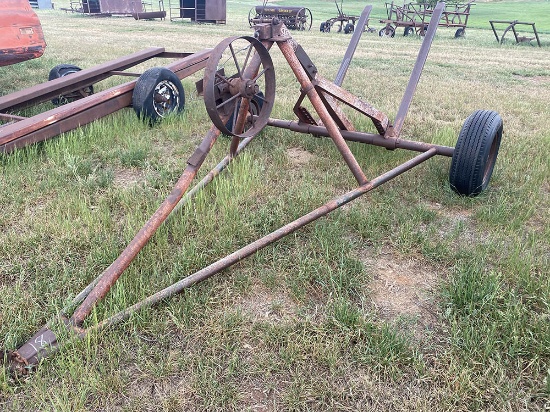 Single Round Bale Trailer