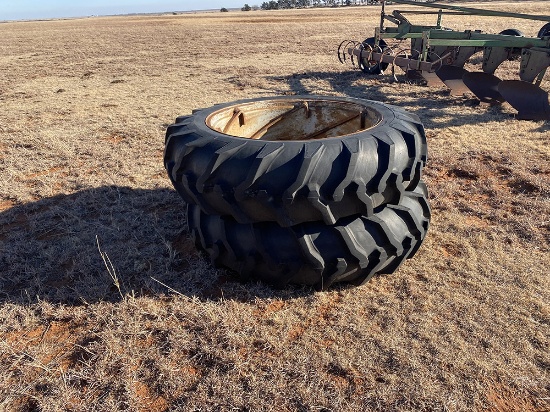 Set of 15.5x 38 Tires
