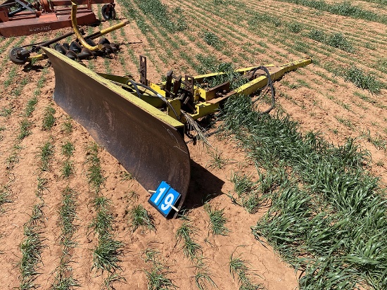 Porkey 8ft Dozer Blade for Deere 4020