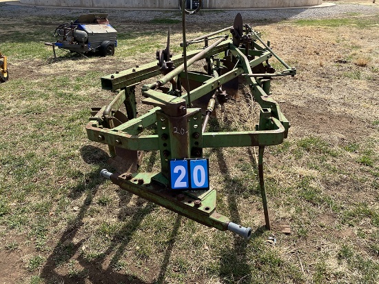 Lot 20, Deere 5 Bottom Semi Mount Plow