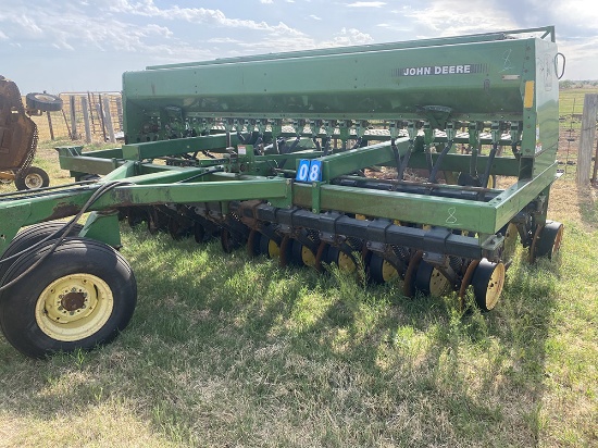 John Deere 750 No-Till Drill