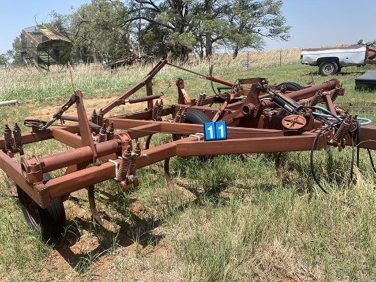 Crustbuster 18ft Chisel Plow- Folding