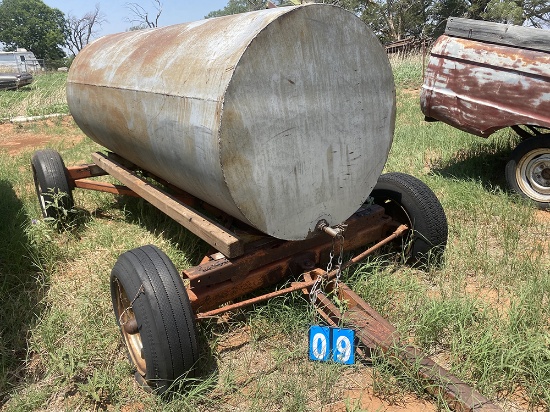 4 Wheel Water Tank- No Title