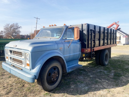 1967 Chevrolet Grain Truck Bed and Hoist w/Westfield Tailgate Auger