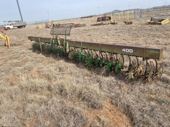 John Deere 21 Ft Rotary Hoe 3pt
