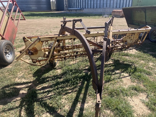 New Holland 56 Hay Rake