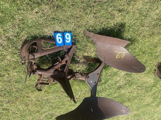1 Bottom Roll over Plow