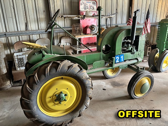 John Deere L - Tractor Ser. AL 2084T- Near New Tires