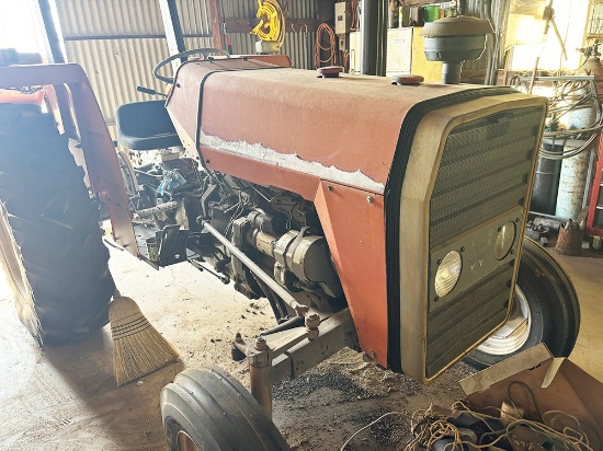 MF 231 Tractor- Needs injector pump repaired. Not Running.