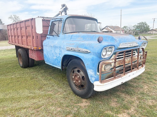 1959 Chevy Grain Truck with Dump and Drill Fill. Drove in (Brakes Caution)