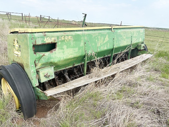 John Deere 8300 Grain Drill, for Parts