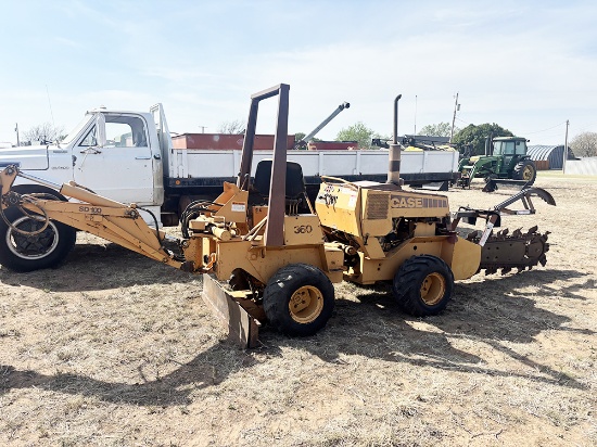 Case 360 Trencher, Hoe Runs and Operates