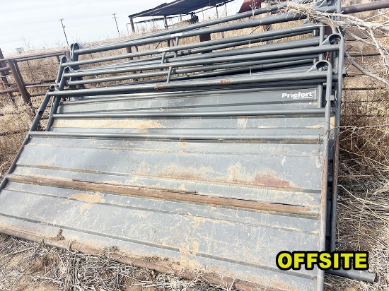 OFFSITE: Priefert 30ft Alley(Snake) panels are 9ft 6in by 5 ft tall. (All one money)