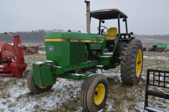 JD 4040 TRACTOR