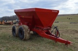 STOLTZFUS LIME SPREADER