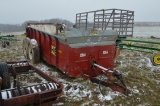 H & S 370 MANURE SPREADER