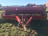 IH GRAIN DRILL