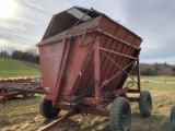 RICHARTSON 700 DUMP WAGON