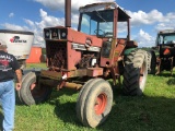 IH 886 TRACTOR